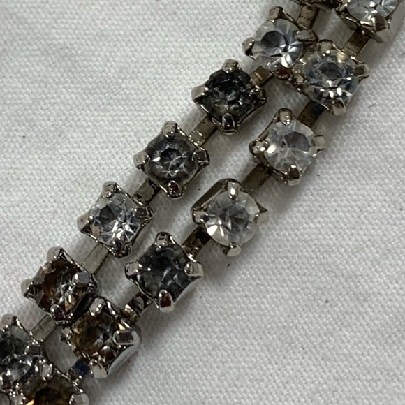 Genuine MORRIS MOSKOWITZ metallic silver kidskin shoulder bag with rhinestones - Picture 12 of 16